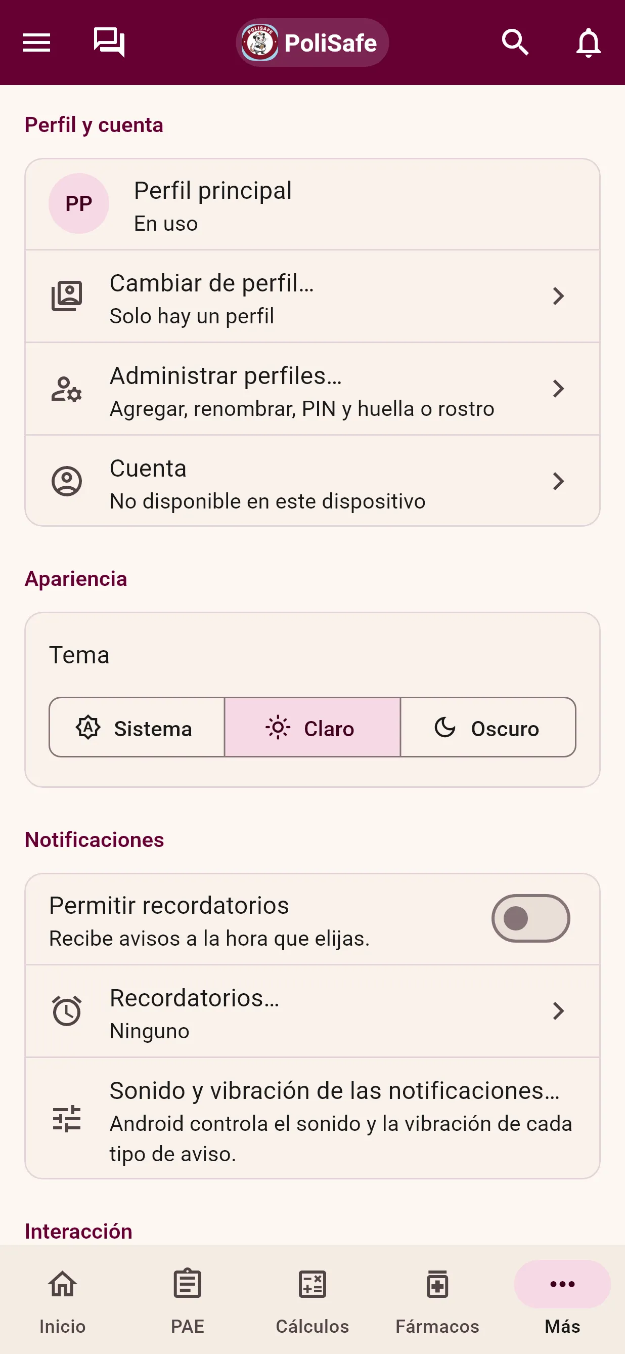 Ajustes con perfil principal, administración de perfiles, cuenta y tema.